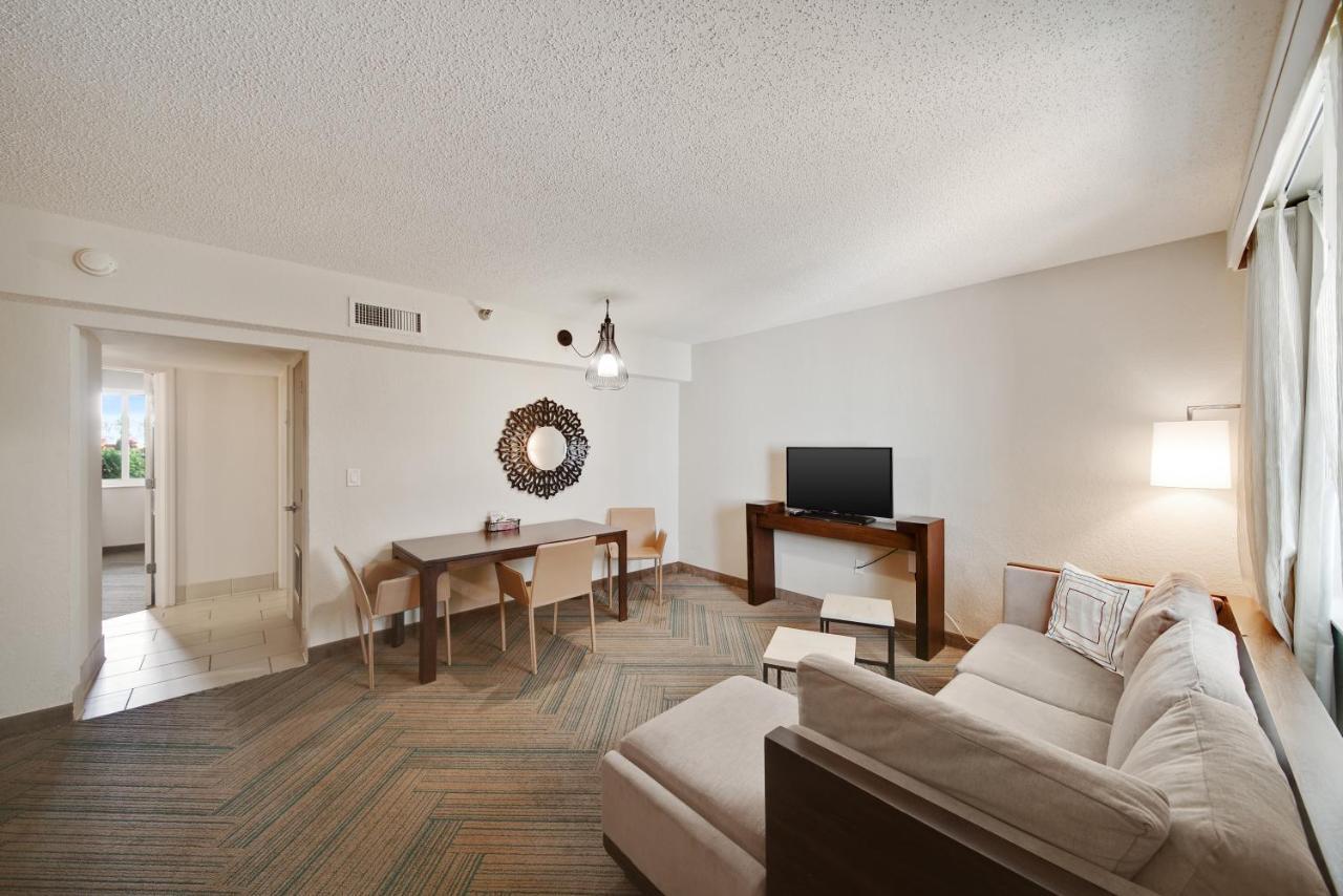 The Malone Aparthotel Miami Exterior photo