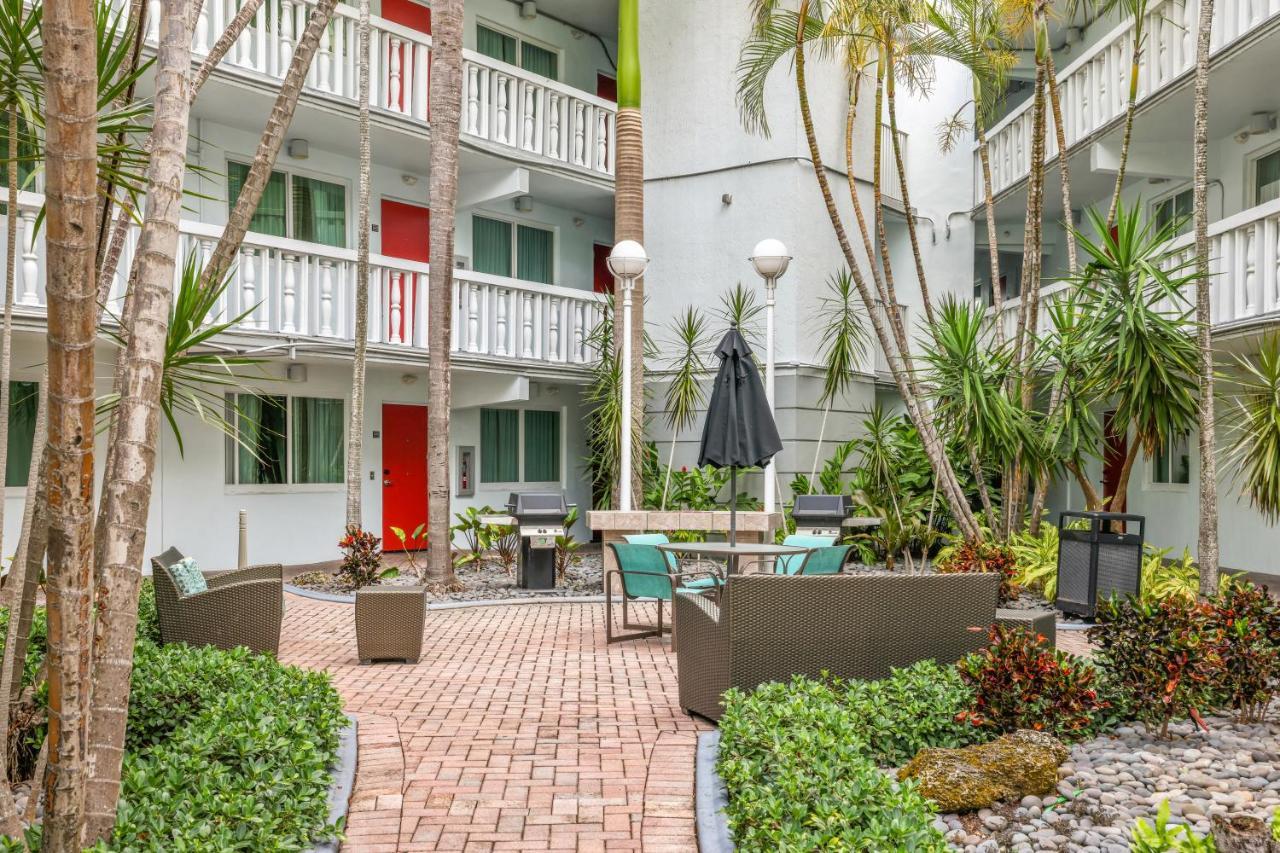 The Malone Aparthotel Miami Exterior photo