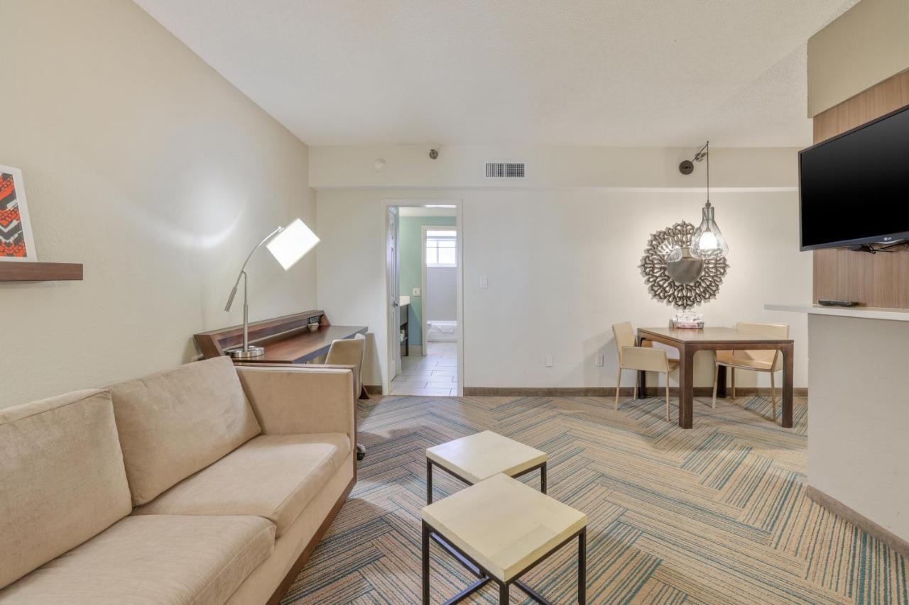 The Malone Aparthotel Miami Exterior photo